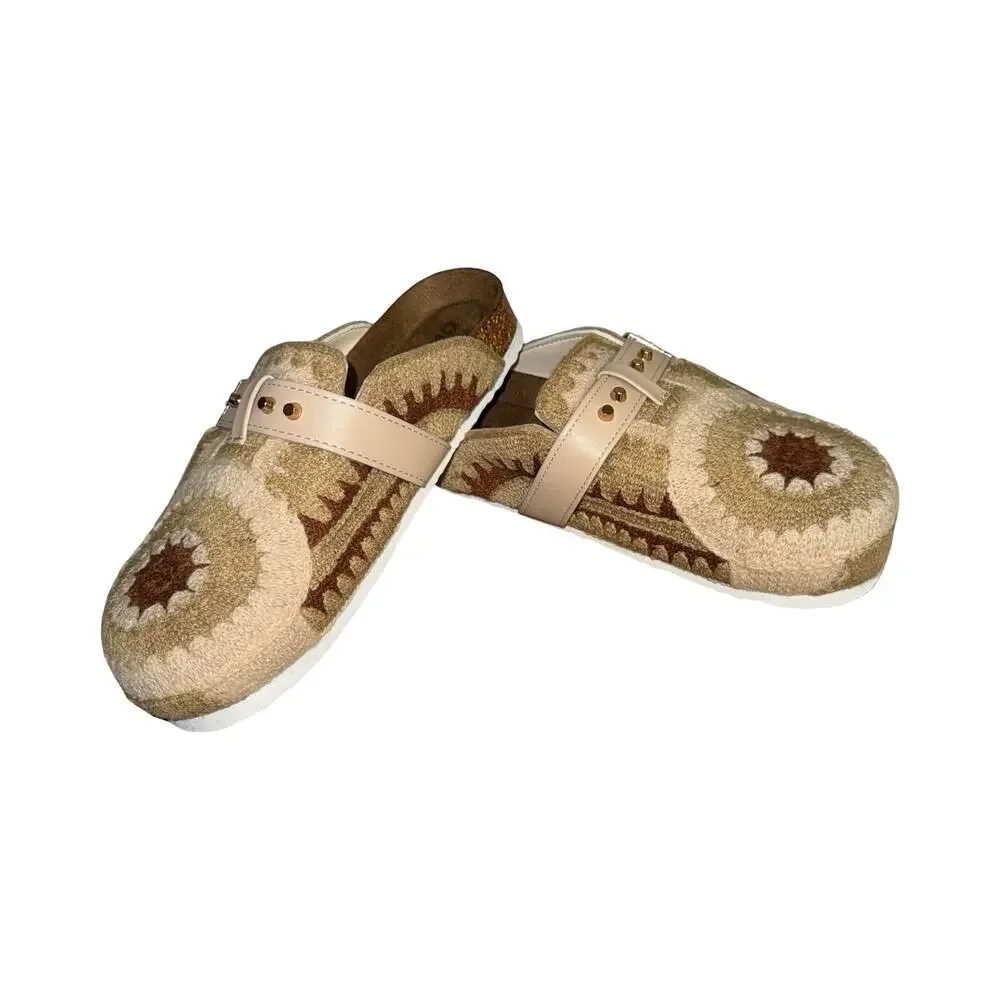 Outwoods Bria-2 Crochet Cork Bottom Clogs Cream Boho NWOT Size 6